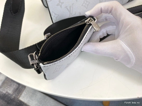 Frstbag ru LOUIS VUITTON DISTRICT 0810